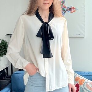 St. John Silk White Collar Bow Long Sleeve Blouse L (12)